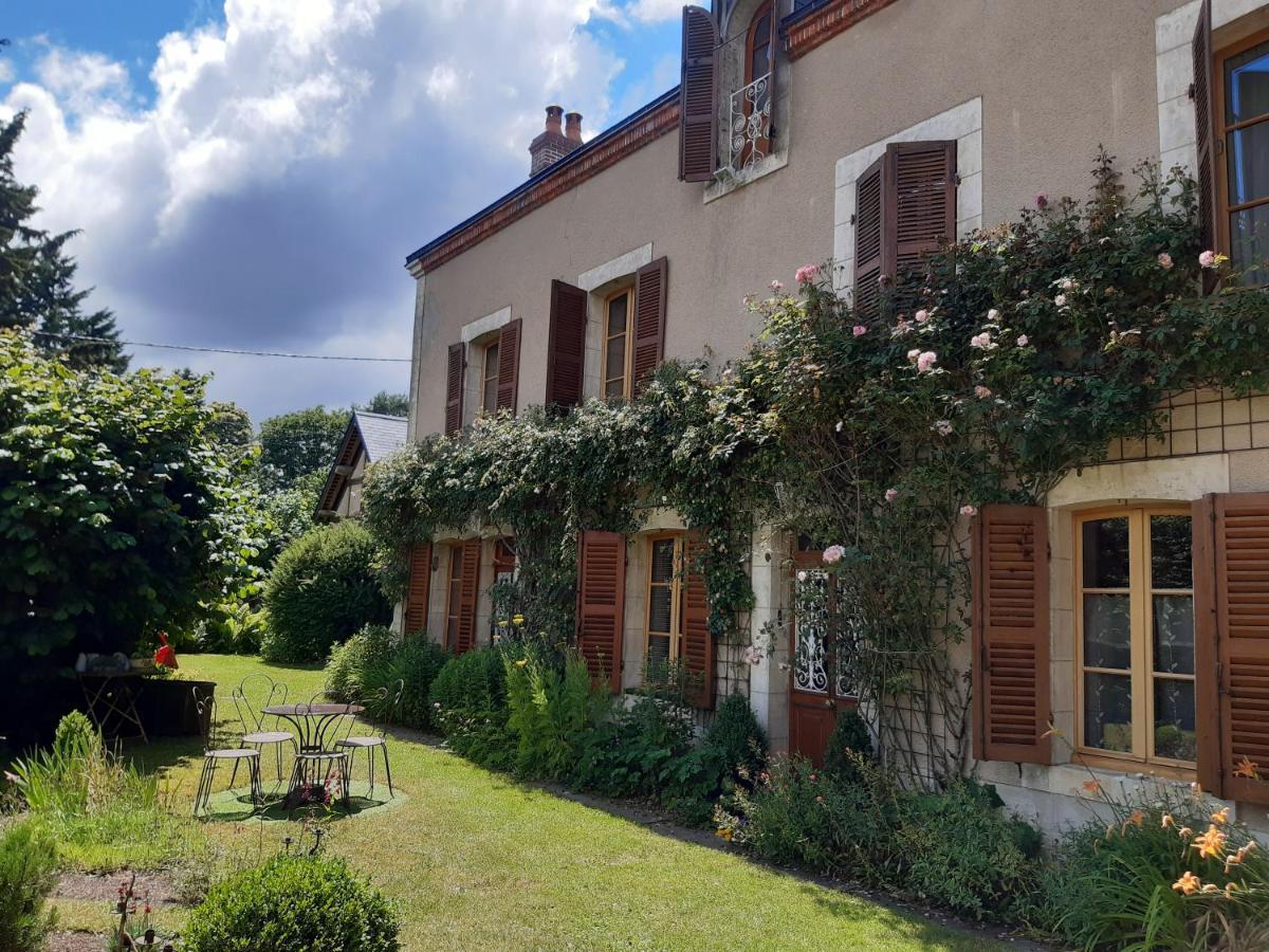 Le Buisson De La Gariole Bed & Breakfast Aubigny sur Nere Bagian luar foto