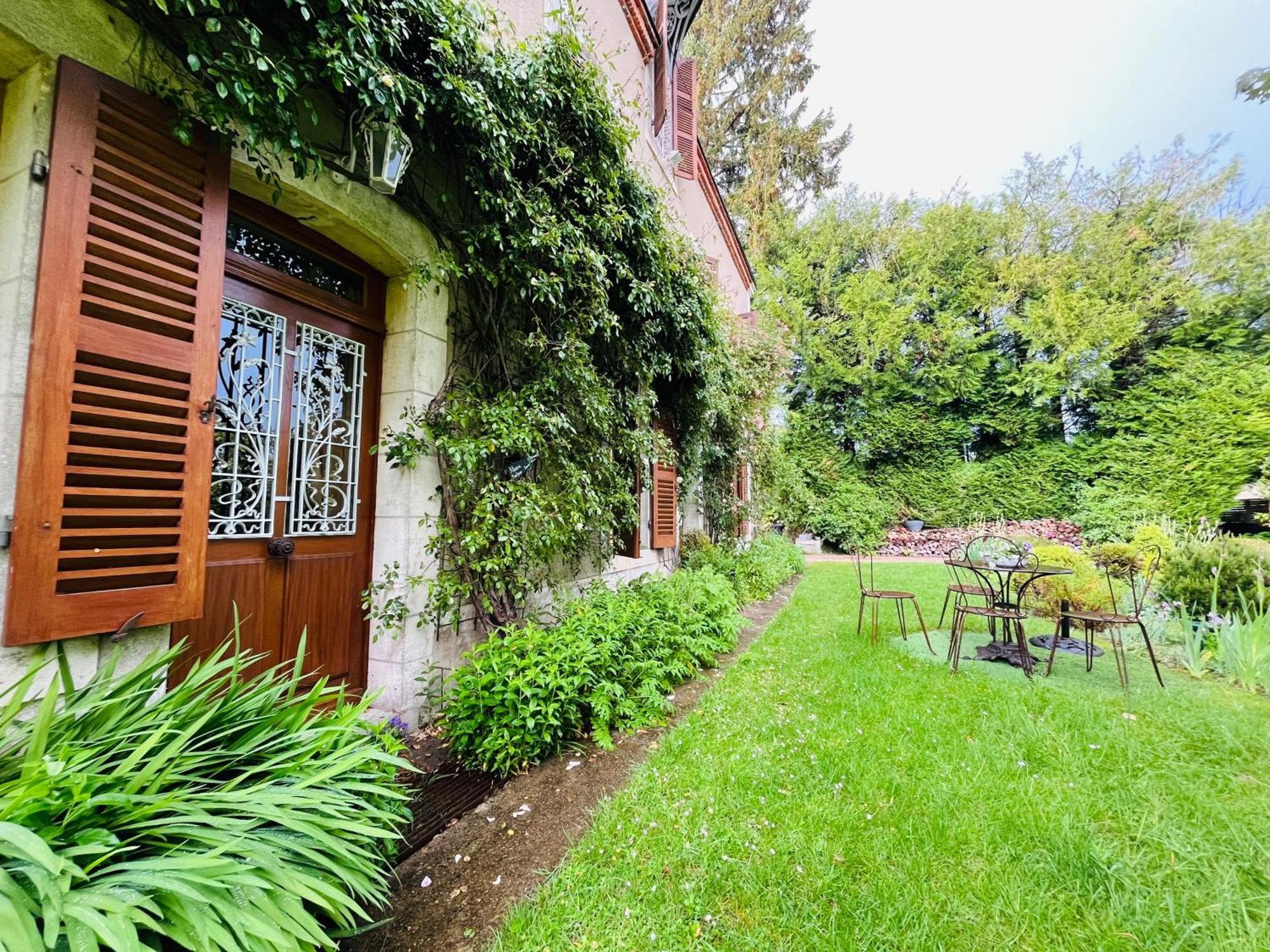 Le Buisson De La Gariole Bed & Breakfast Aubigny sur Nere Bagian luar foto