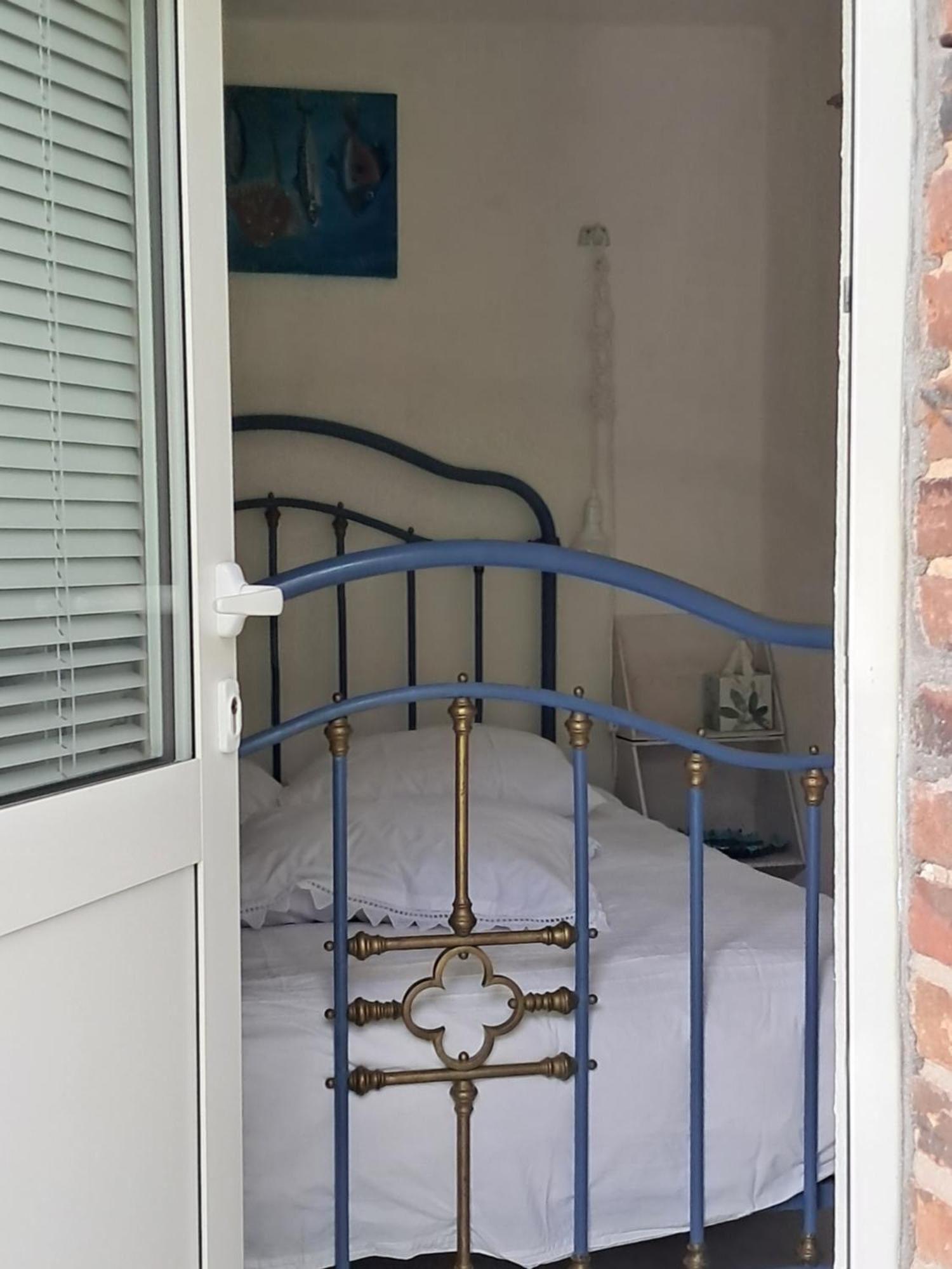Le Buisson De La Gariole Bed & Breakfast Aubigny sur Nere Bagian luar foto