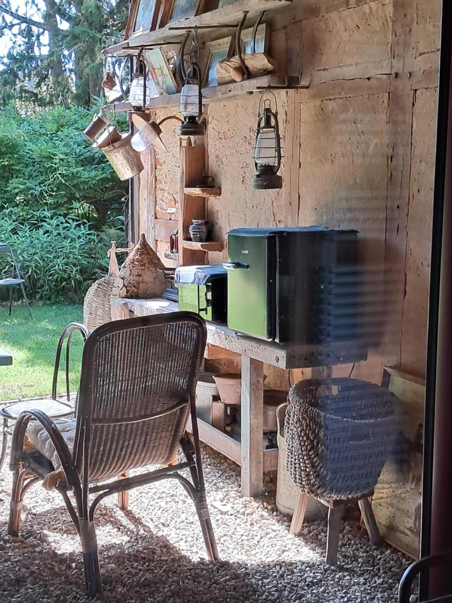 Le Buisson De La Gariole Bed & Breakfast Aubigny sur Nere Bagian luar foto